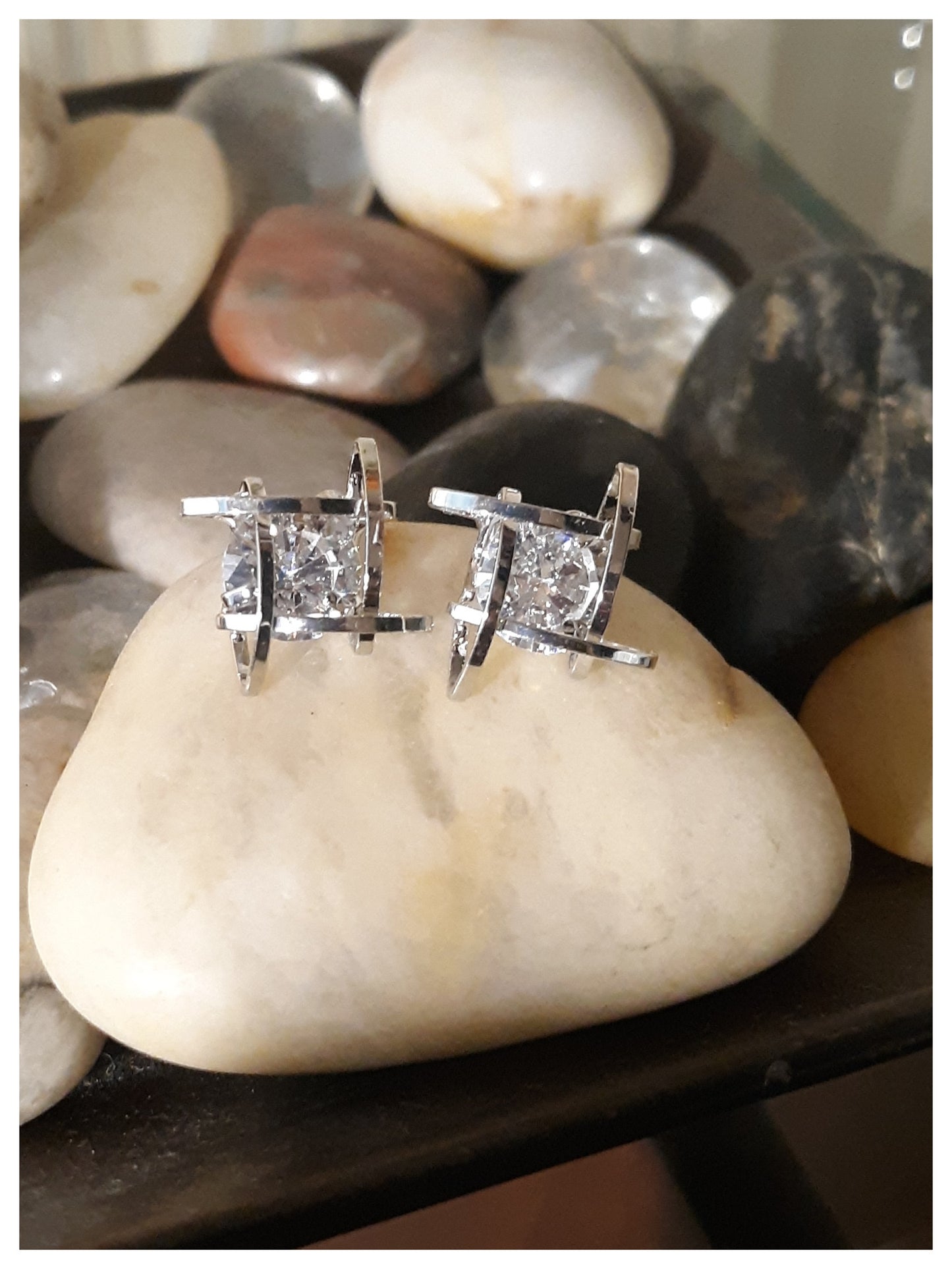 E_Silver Square Diamond Inspired Studs