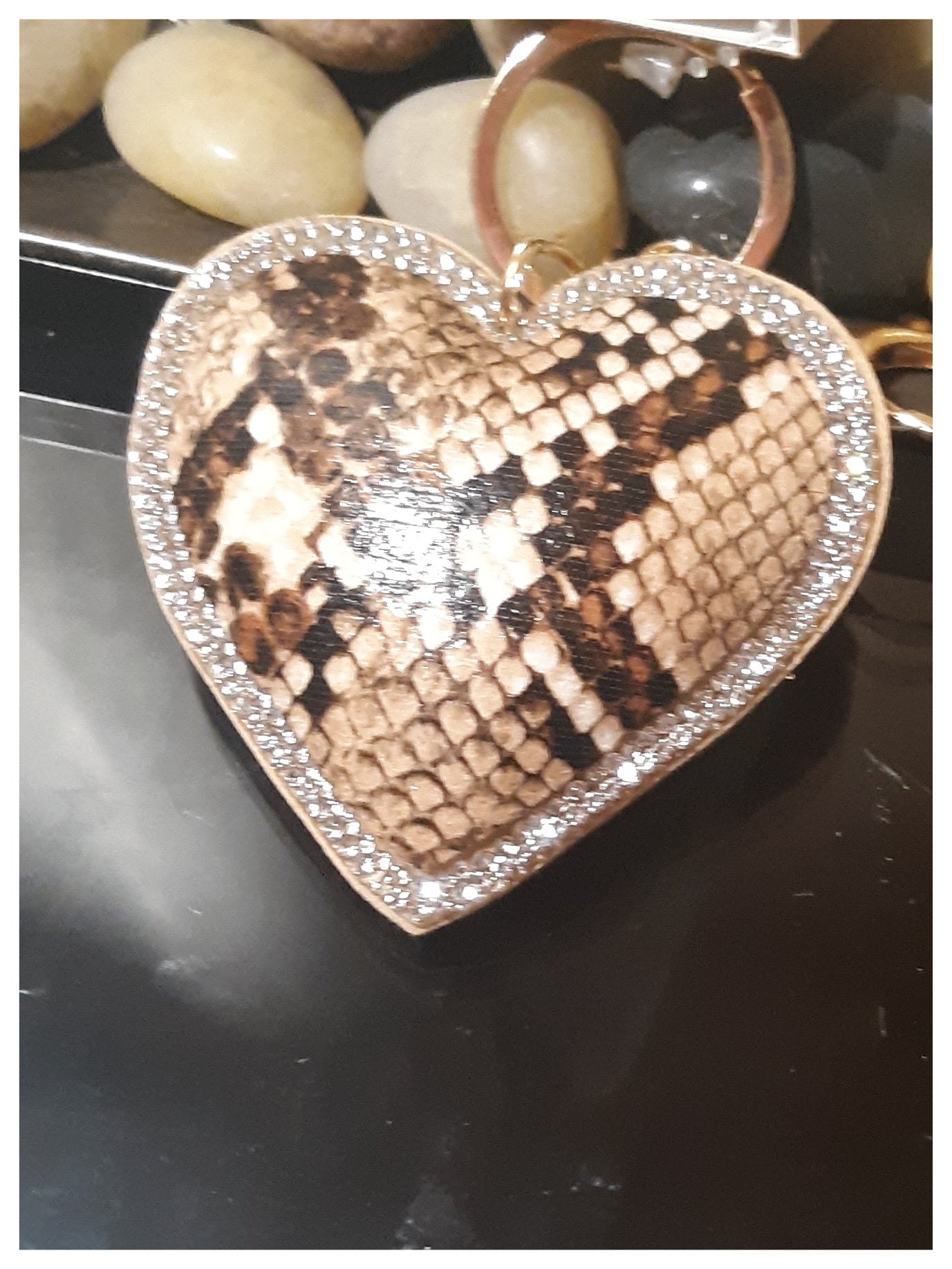 K_Snake-print Sweetheart Keyring