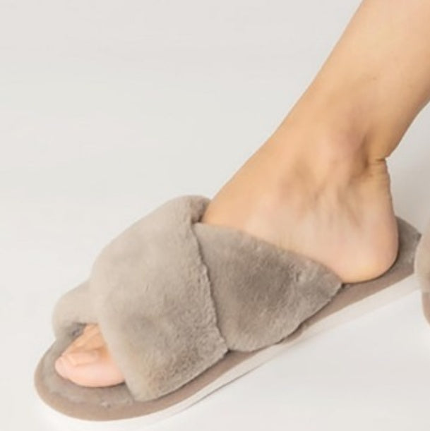 S_Luxury Slippers